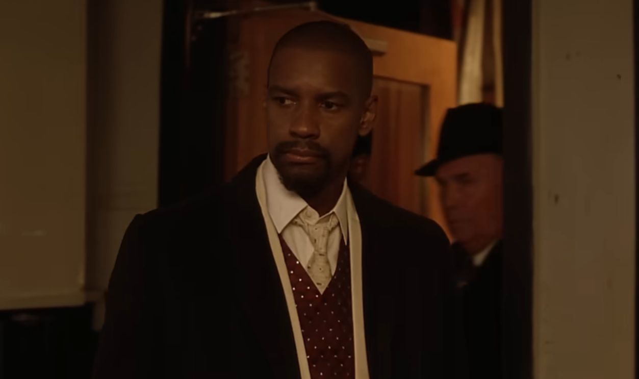  Screenshot from The Hurricane (1999) 