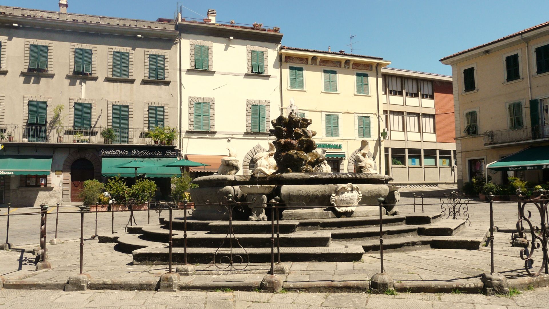 Piazza Medicea, Fivizzano, Toscana, Italia