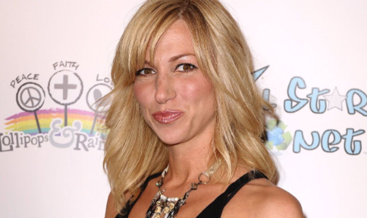 UNIVERSAL CITY, CA - MAY 02: Singer Deborah Gibson attends the celebrity launch of the Lollipops and Rainbows at Universal City Walk on May 2, 2009 in Universal City, California. 