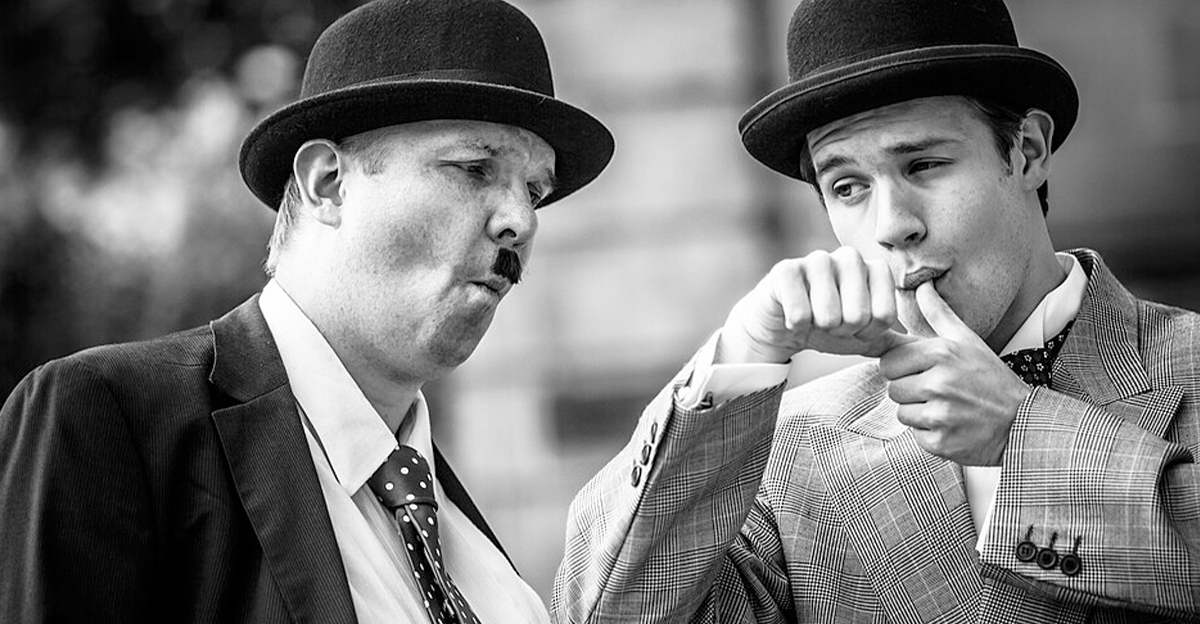 Black and white image of Stan Laurel & Oliver Hardy