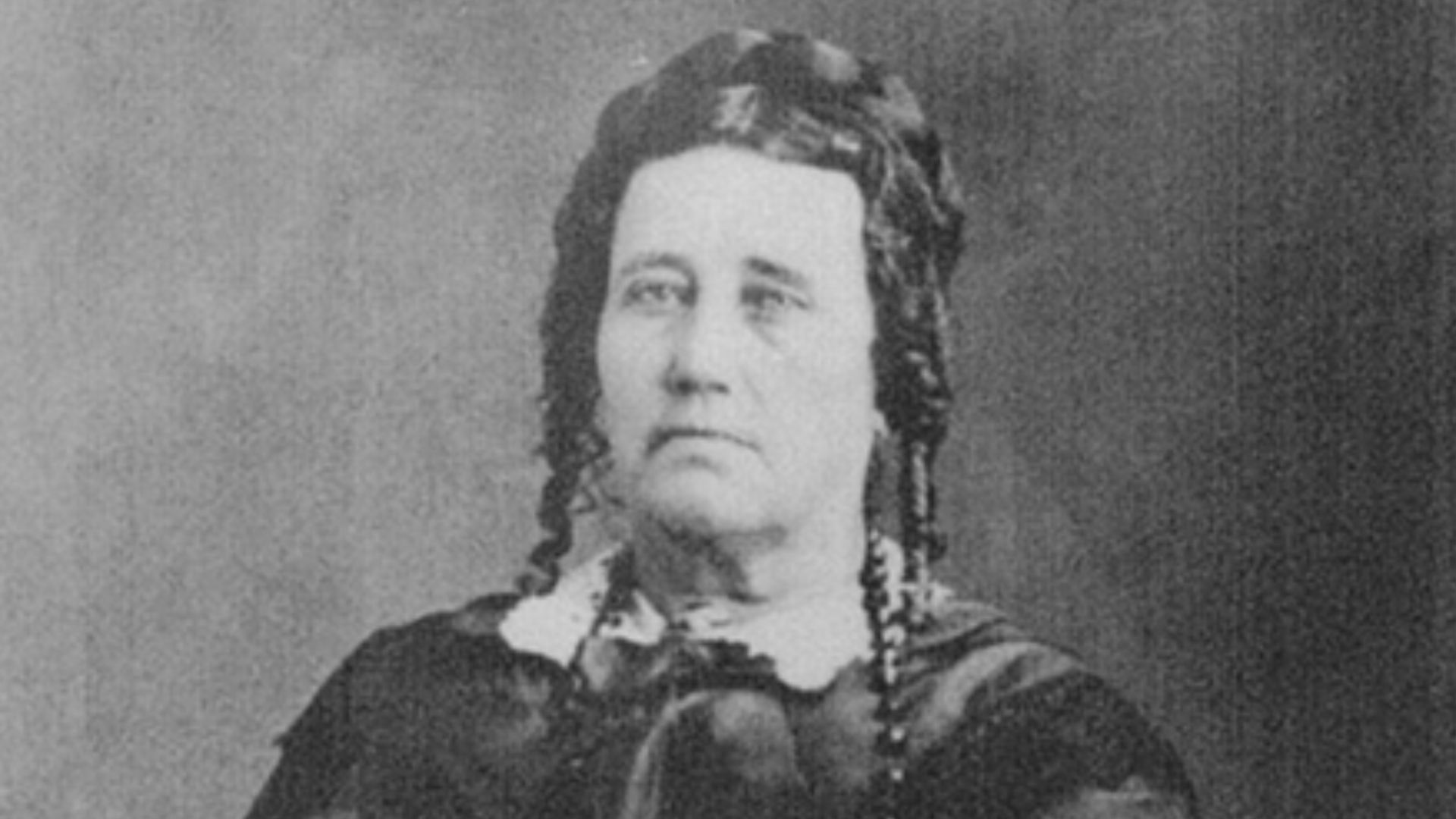 Description: Portrait of Susanna Dickinson (1814-1883)
Source: Photo from McArdle collection at Texas State Library & Archives Commission.
Date: Nineteenth century
Author: Unknown photographer
Permission: I verified with Preservation Officer John Anderson