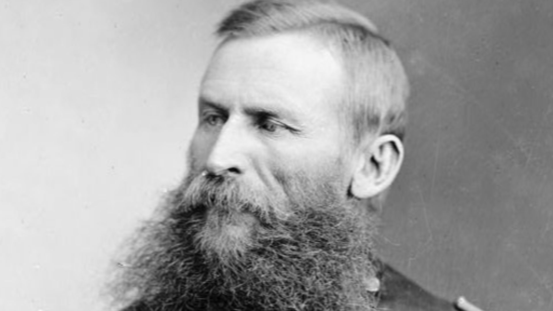 Gen. George Crook, U.S.A., between 1873 and 1880. Library of Congress, Prints and Photographs Division, Brady-Handy Collection, reproduction number LC-DIG-cwpbh-04032.