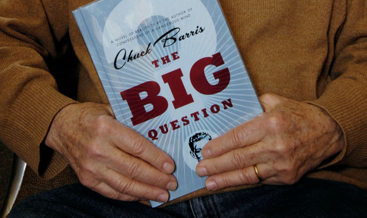 LOS ANGELES - MAY 14: Game show producer Chuck Barris poses for a portrait before signing his book "The Big Question" at Book Soup on May 14, 2007 in Los Angeles, California. 