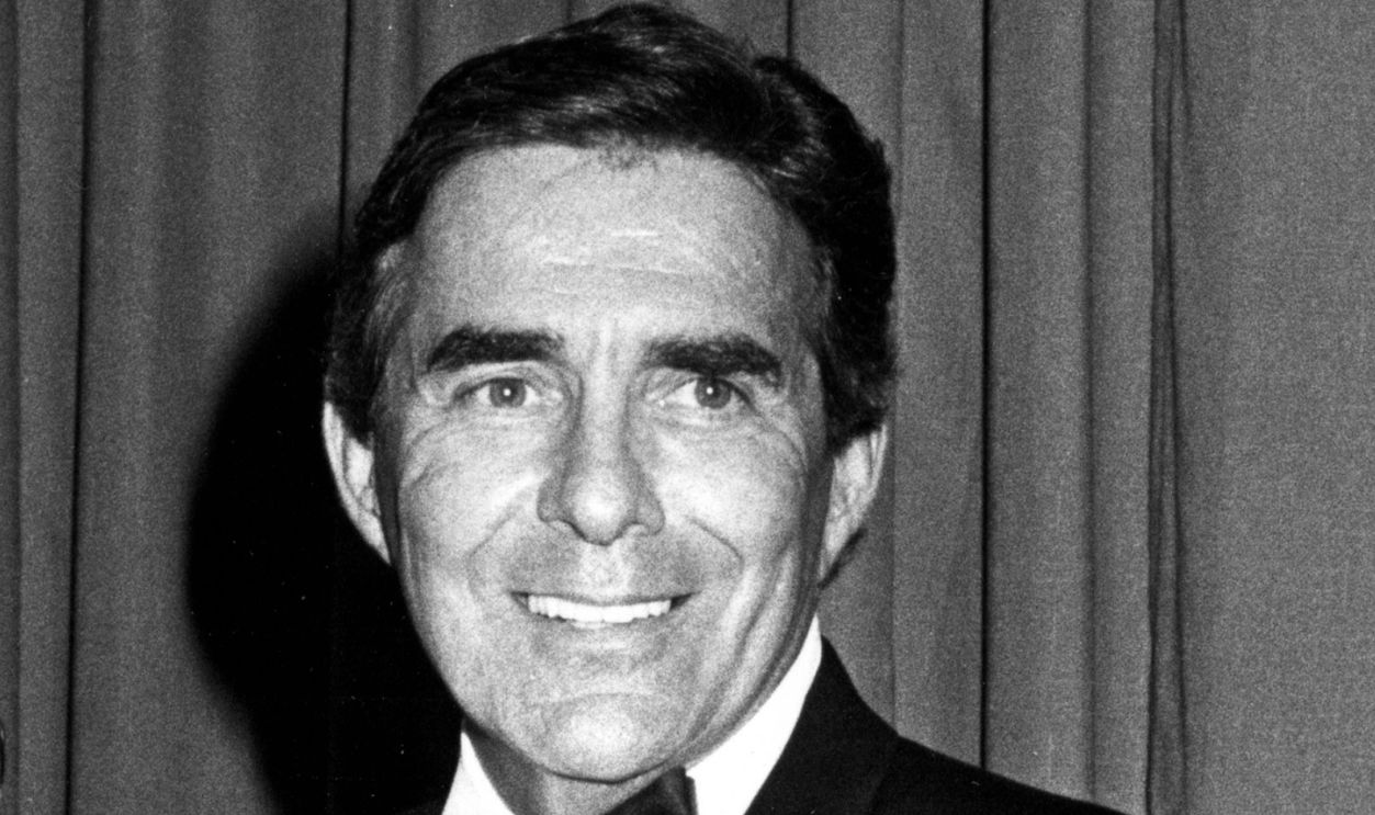 Actor Pat Harrington attends 36th Annual Primetime Emmy Awards on September 23, 1984 at the Pasadena Civic Auditorium in Pasadena, California. 