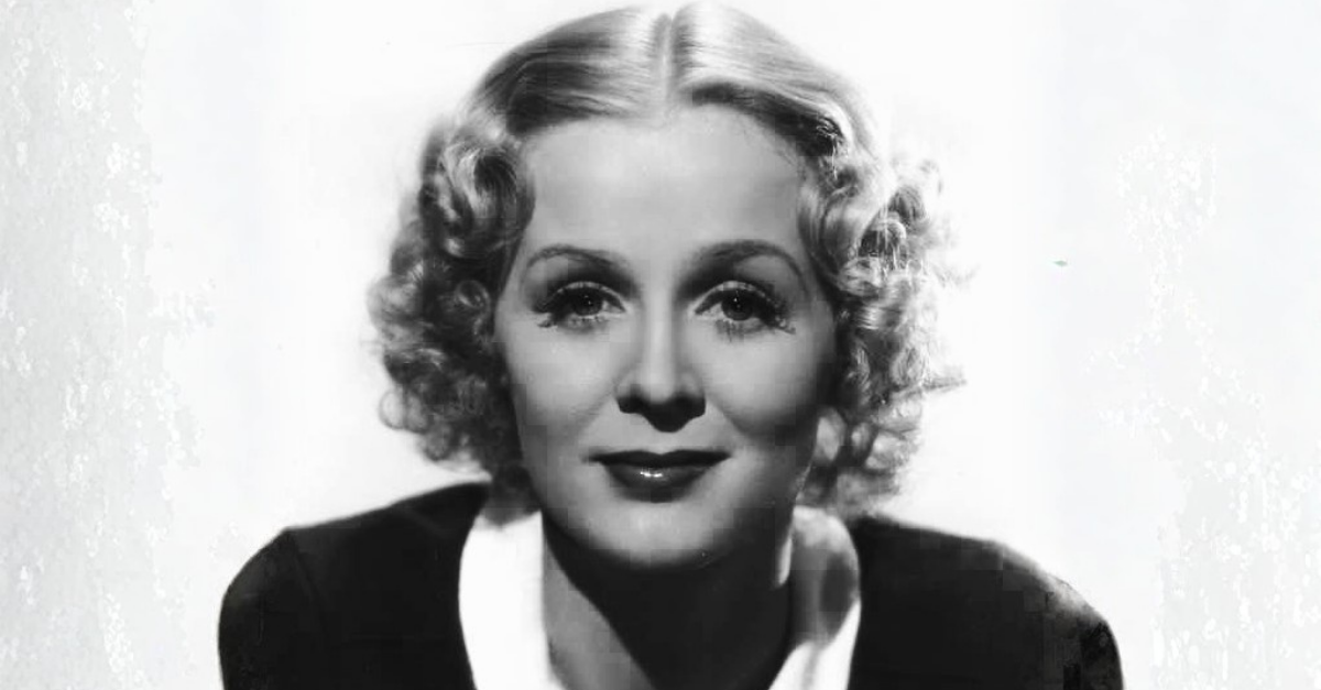Gloria Stuart in a publicity photo for Life Begins in College (1937)
