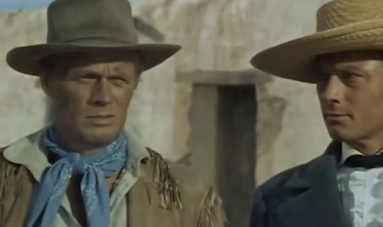 Screenshot from The Alamo (1960)