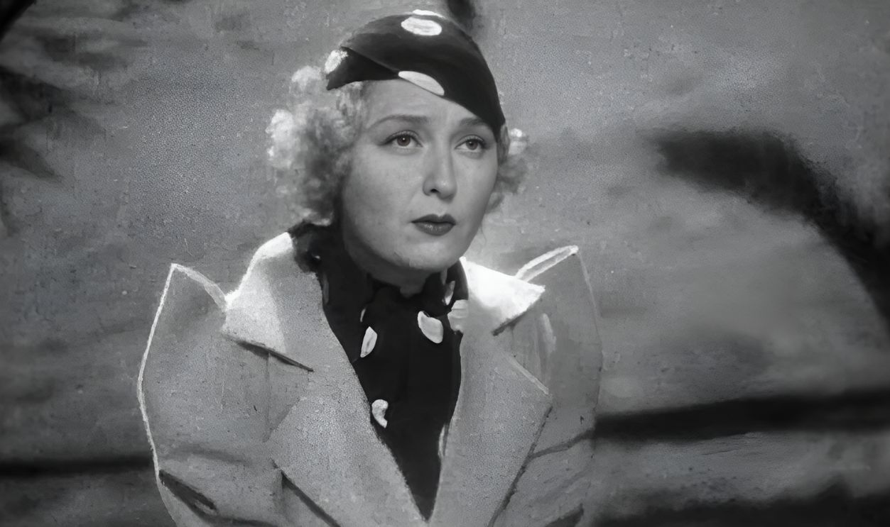 Screenshot from International House (1933)