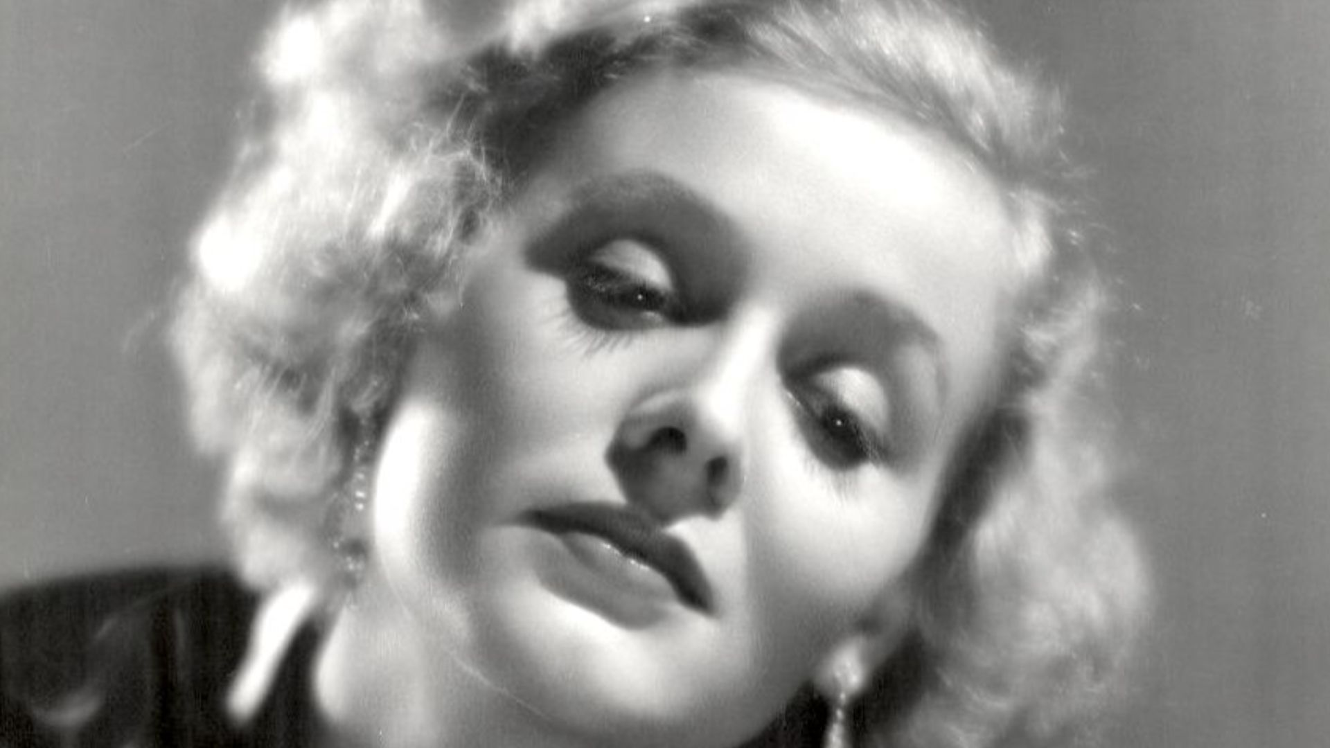 Gloria Stuart c. 1932