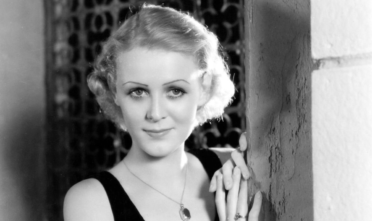 circa 1934: Gloria Stuart, 1930's American leading lady, who appeared in 'Laughter In Hell'.
