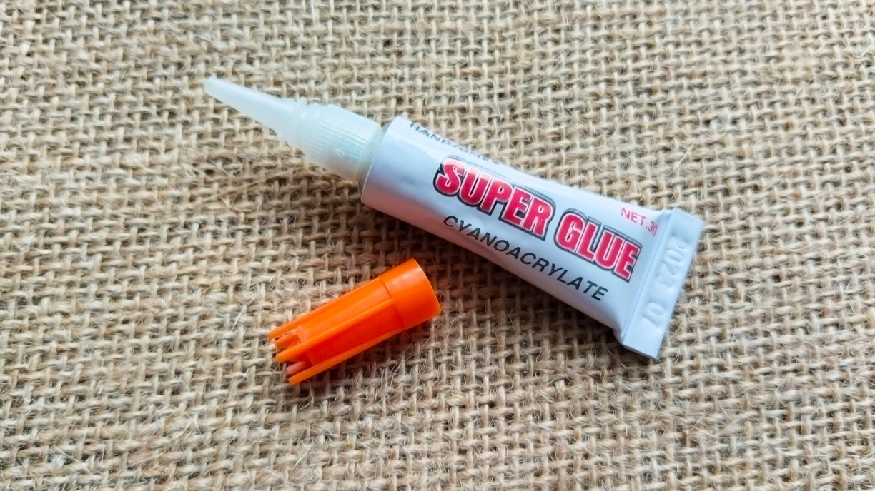 close up instant adhesive glue