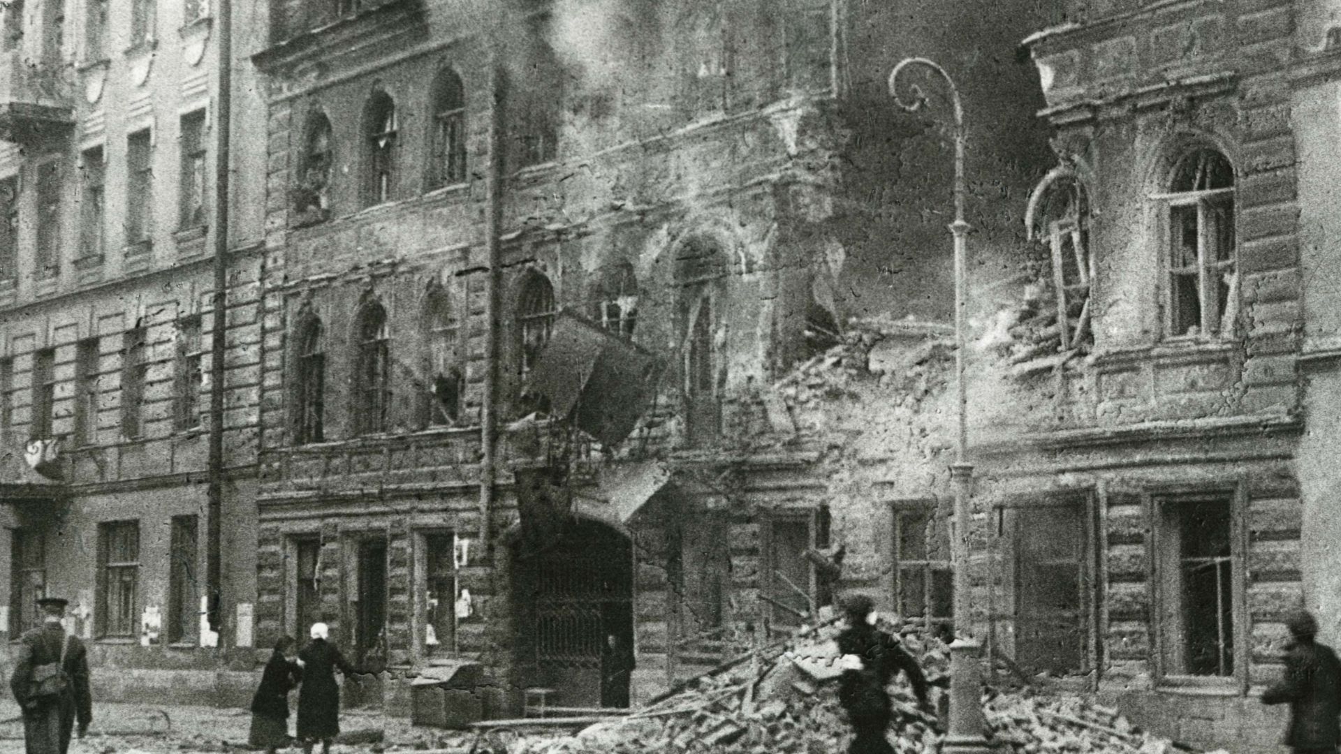 “World War Two”. A street after a German artillery raid during the Leningrad blockade