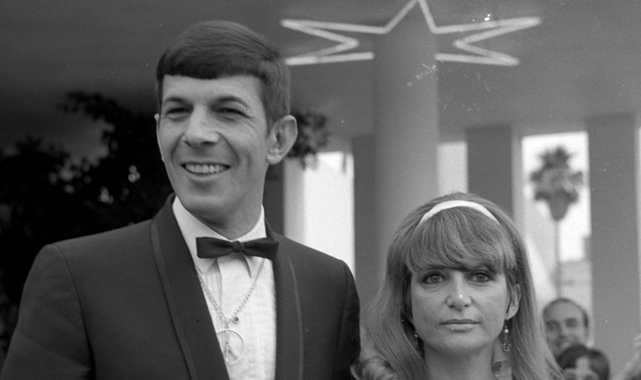 LOS ANGELES - CIRCA 1966: Leonard Nimoy with wife Sandra Zober attend an event in Los Angeles,CA. 