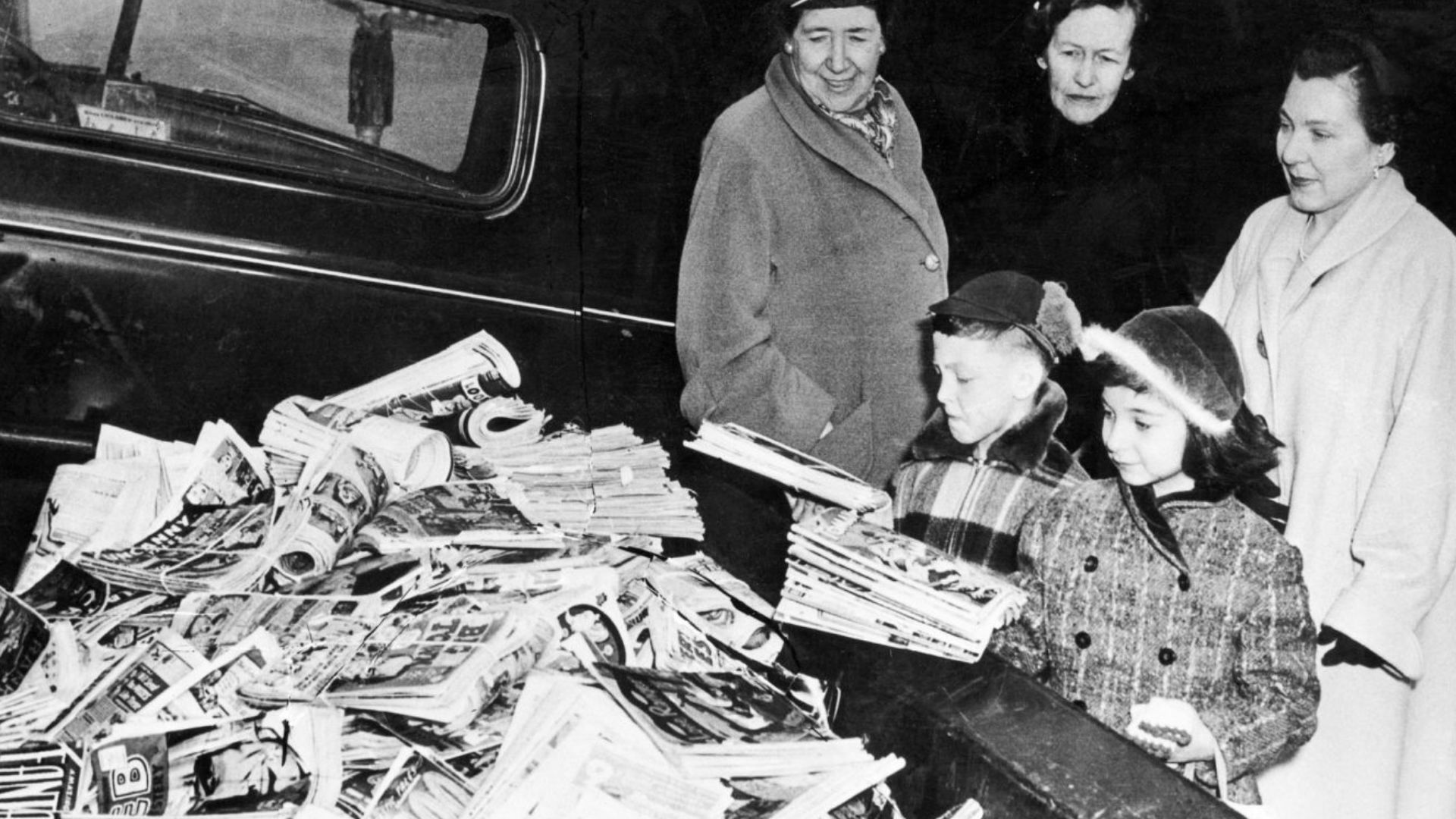Burning Comics in 1950s