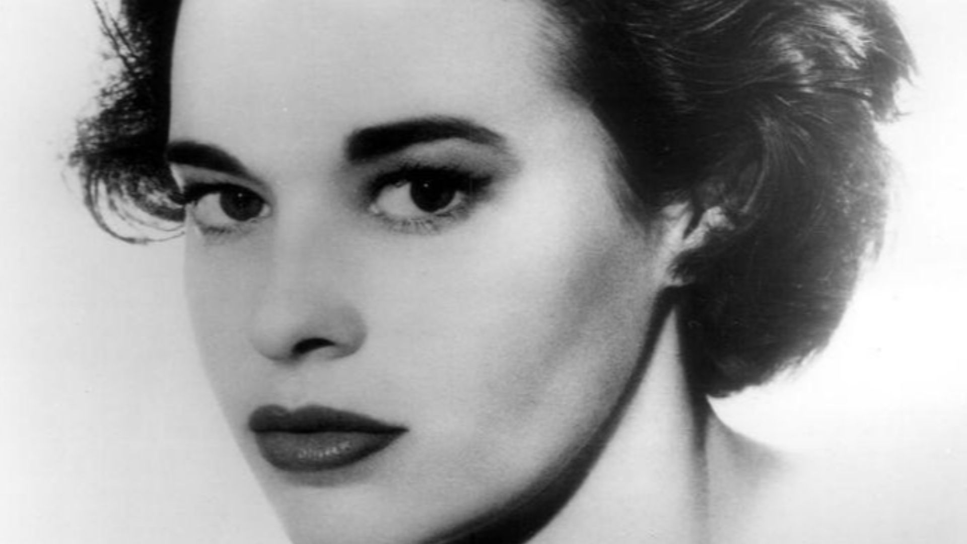 Photo of Gloria Vanderbilt from a 1959 acting role on The United States Steel Hour.