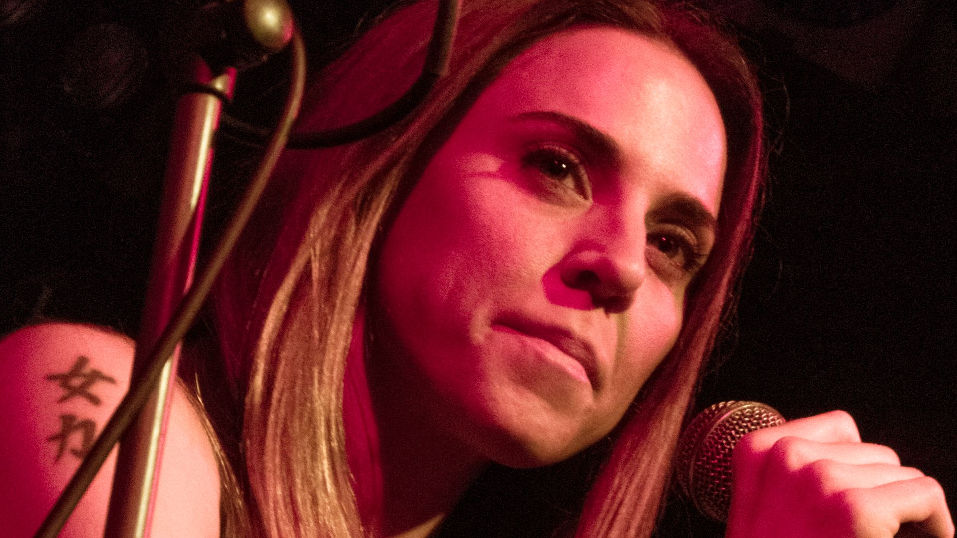 Melanie performed with the SAS Band.
