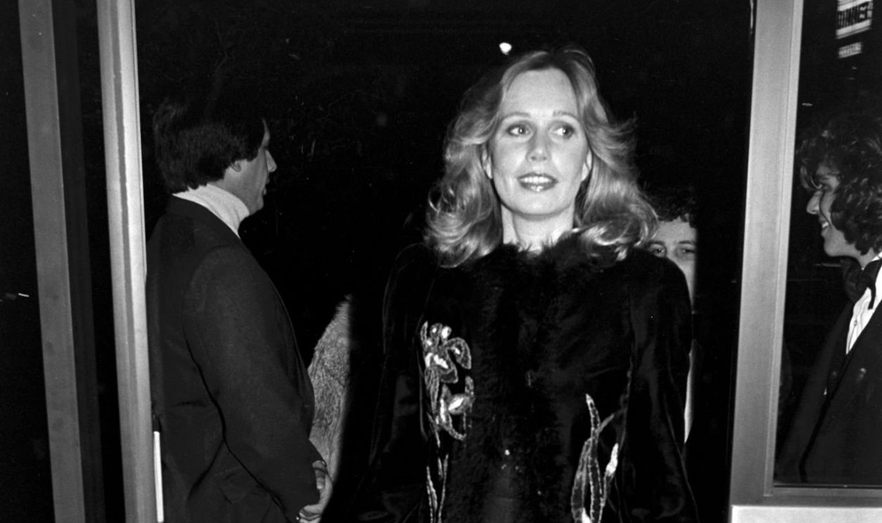 Sally Kellerman attends a party at Le Dome restaurant in Los Angeles, California, on January 27, 1978. 