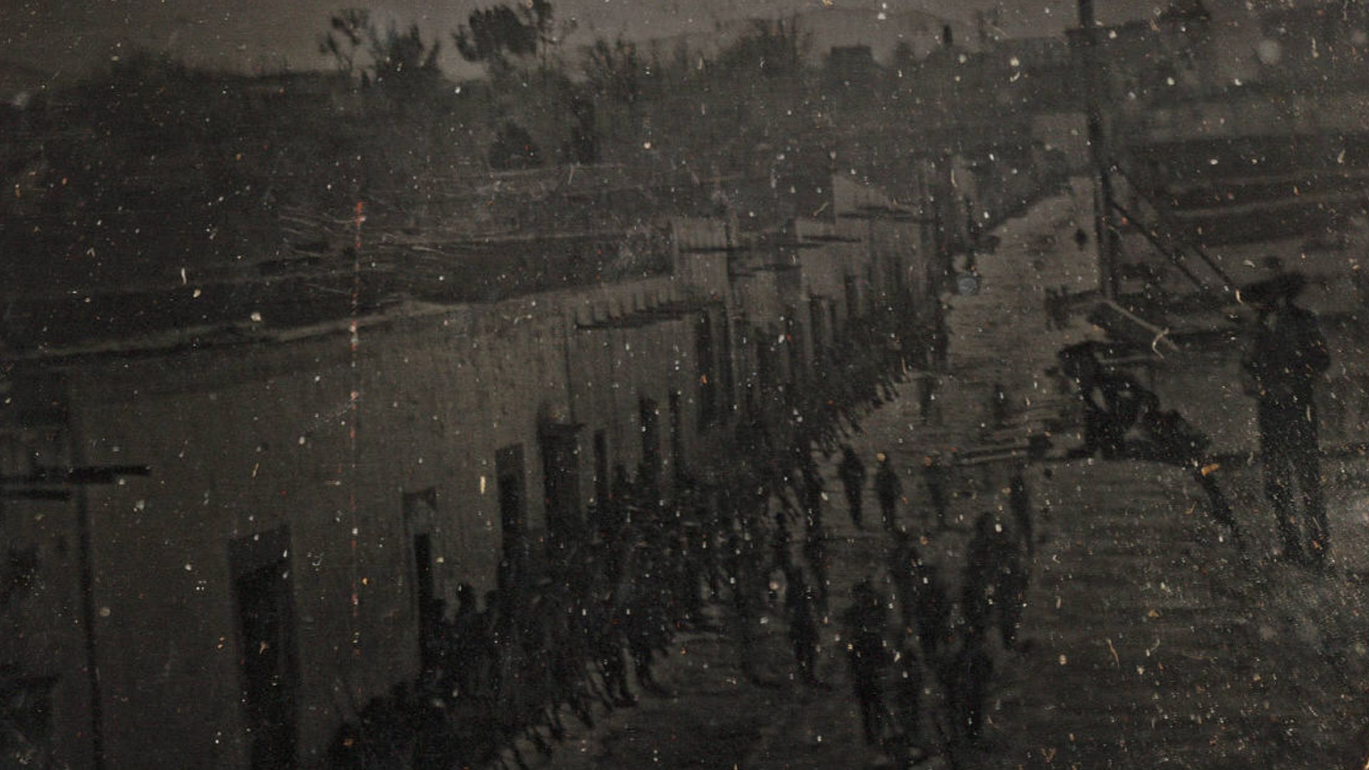 Daguerreotype of the Virginia regiment and Webster's battalion in Saltillo, Mexico, during the Mexican-American War. Courtesy of the Yale Collection of Western Americana, Beinecke Rare Book & Manuscript Library, Yale University, New Haven, Conn. [1]