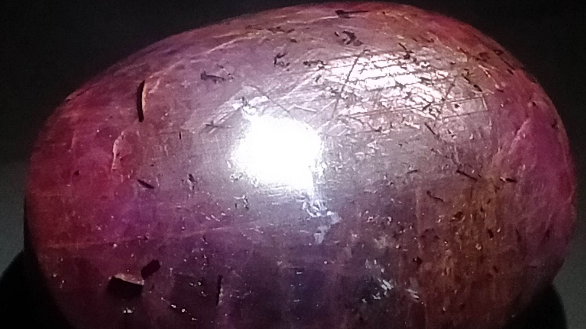 World's Largest Star Ruby named Maharlika Star Ruby a 2.1kg Ruby with asterism