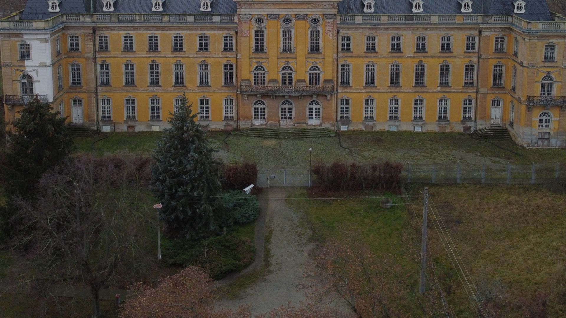 Schloss Dornburg Hofseite