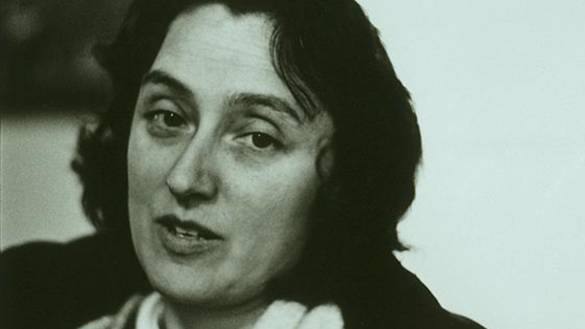 File:Lynn Margulis, 1984.jpg