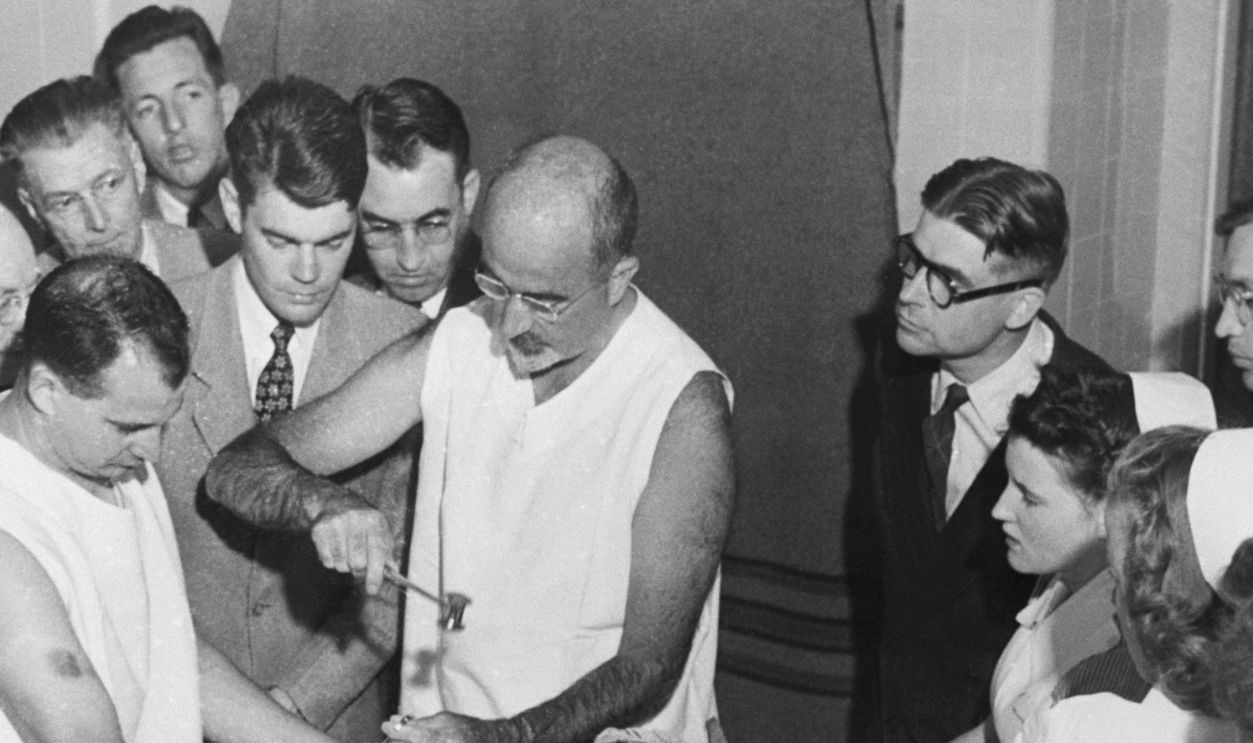 Freeman Performs Lobotomy