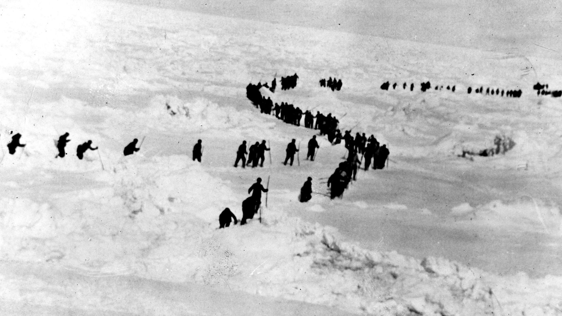 Omschrijving: Robert Edwin Peary [1856 - 1920]. Amerikaans ontdekkingsreiziger. Foto: Na verschillende misdlukte pogingen slaagde Peary erin om met zijn expeditie van 1908 - 1909 als eerste mens de Noordpool te bereiken. Juiste datum en juiste plaats onbe