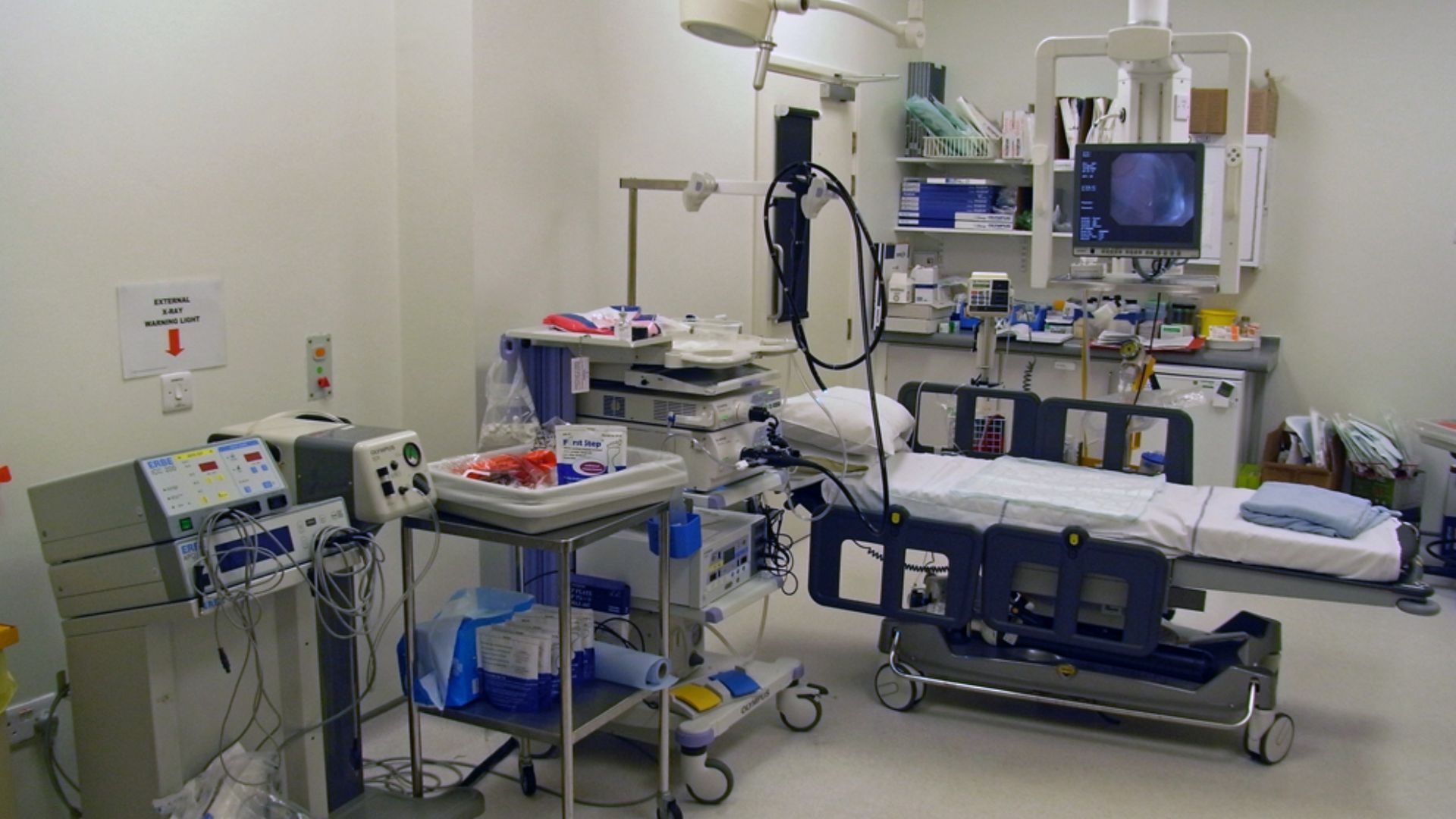 image of an endoscopy procedure room