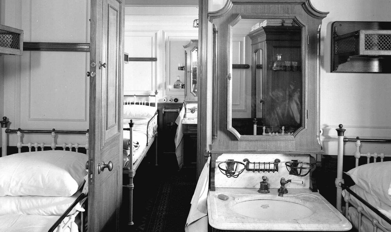 First Class suite on the 'Orduna' (1914)