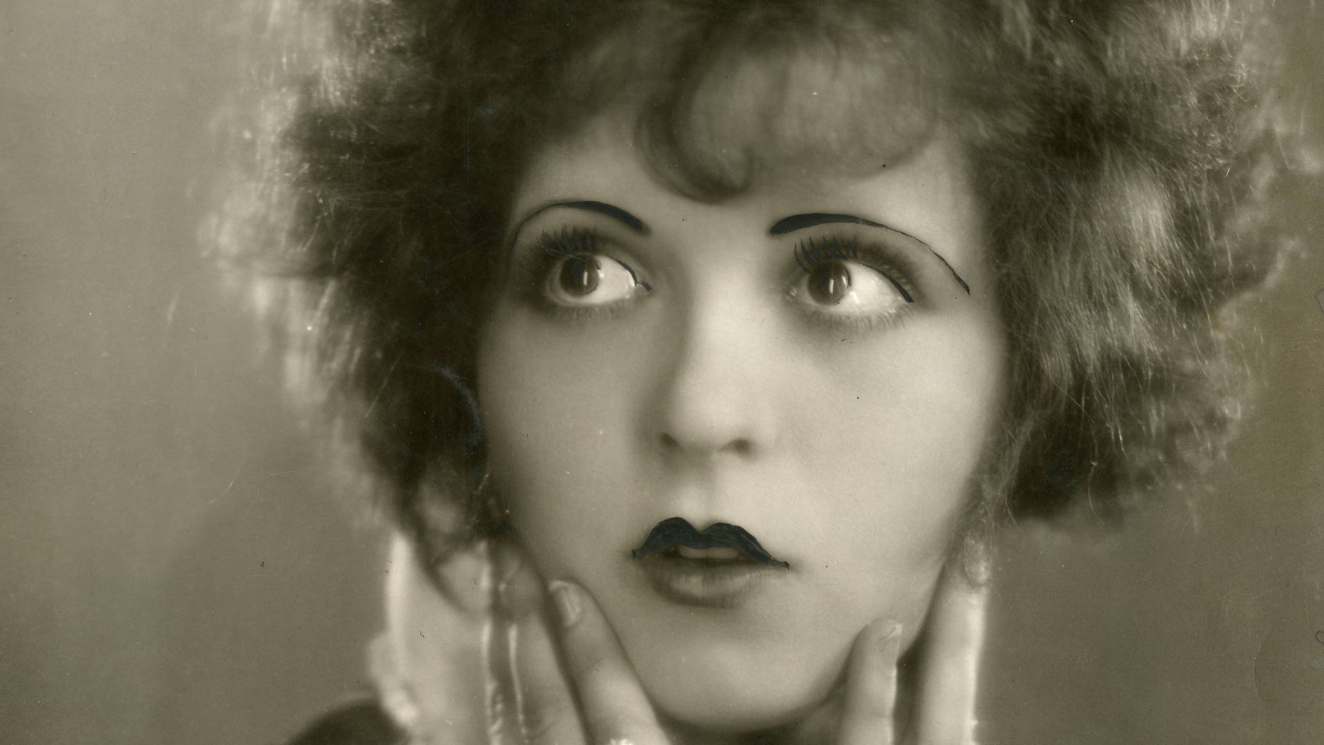 Clara Bow, film actress
Subjects (LCTGM): actresses, motion pictures