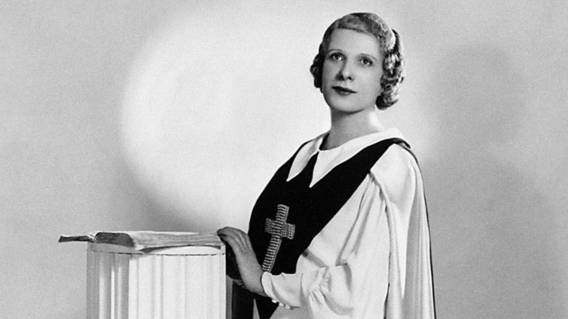 Portrait of Canadian-American Pentecostal evangelist Aimee Semple McPherson (1890–1944) by American photographer Albert Witzel (1879–1929).