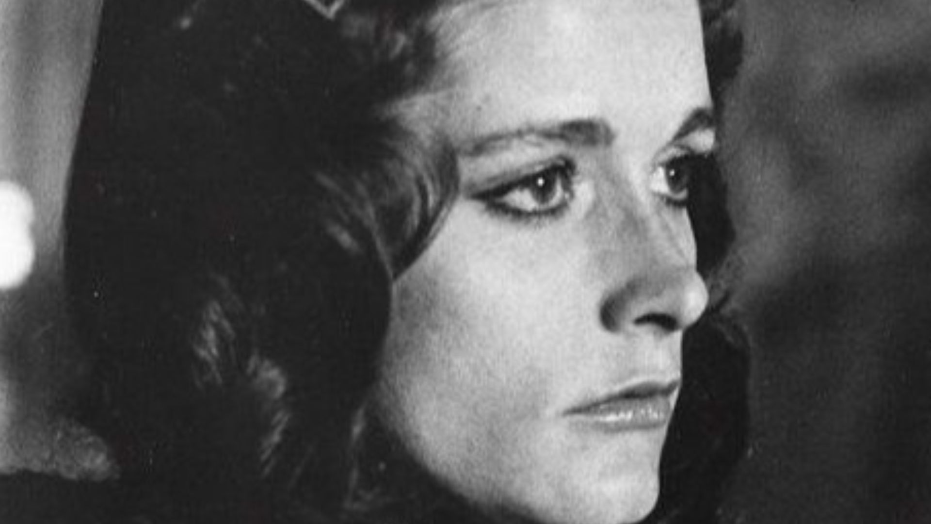Still of Margot Kidder from The Reincarnation of Peter Proud (1975)