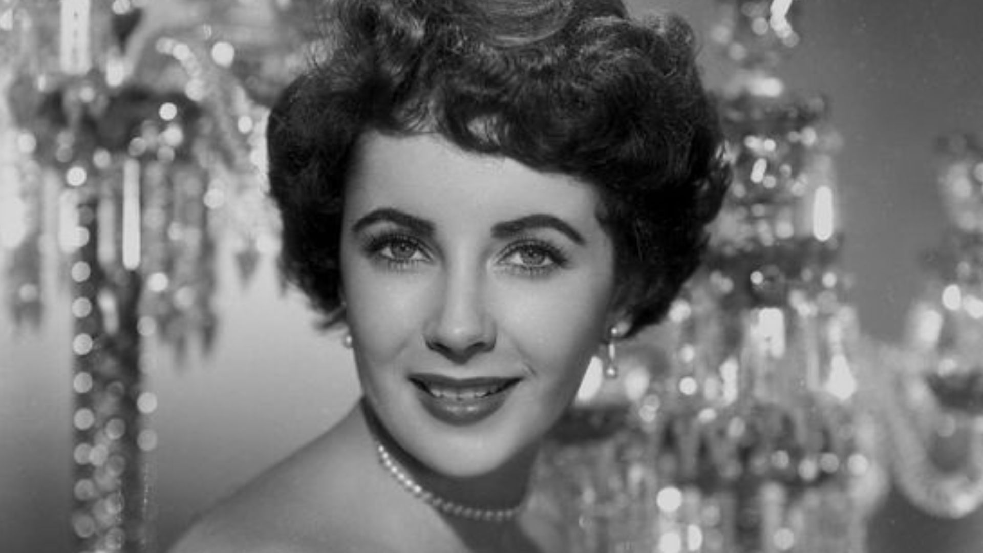 American actress Elizabeth Taylor