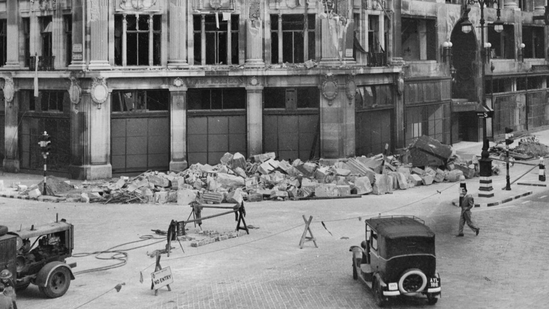 The damaged Peter Robinson department store at Oxford Circus, following a German air raid on London, September 1940.
A wide view of the damage sustained by the Peter Robinson department store at Oxford Circus, following an air raid on London.  Half of the