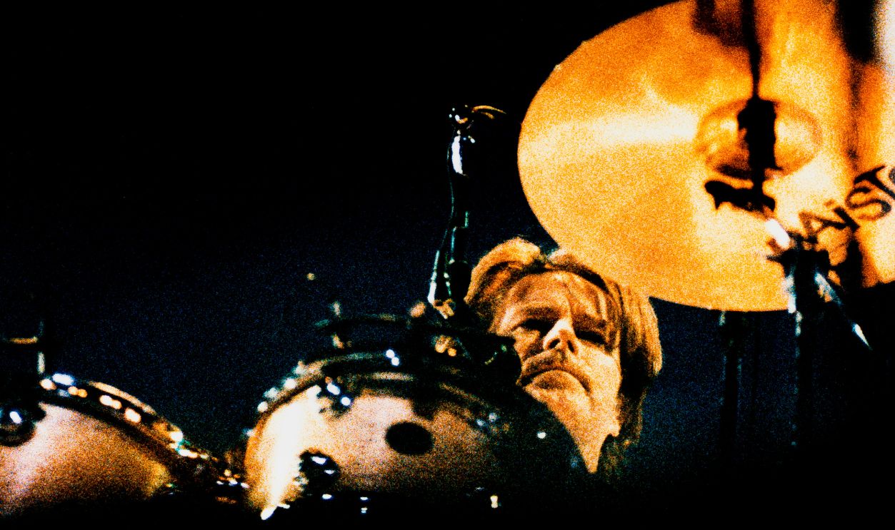 Don Henley, The Eagles, performing on stage, Las Vegas, NV, 18th June 1994. 