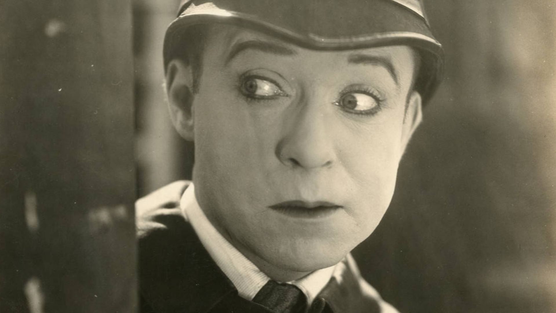 Harry Langdon, silent film actor, from the American comedy film The Cat's Meow (1924).
Subjects: actors