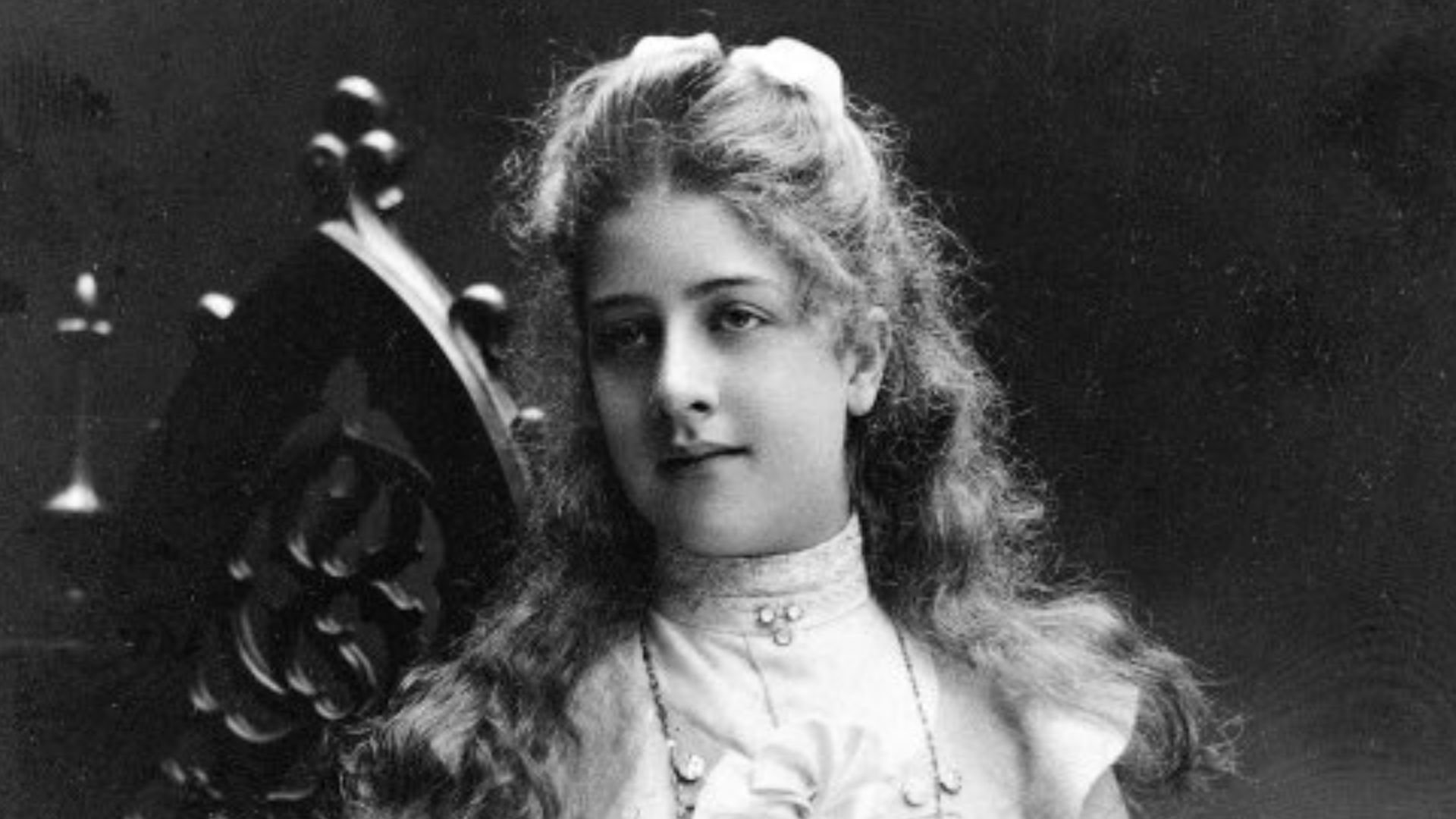 Mercédès Jellinek, daughter of Emil Jellinek and namesake of the Mercedes brand, photographed around 1900 at 15 years old.