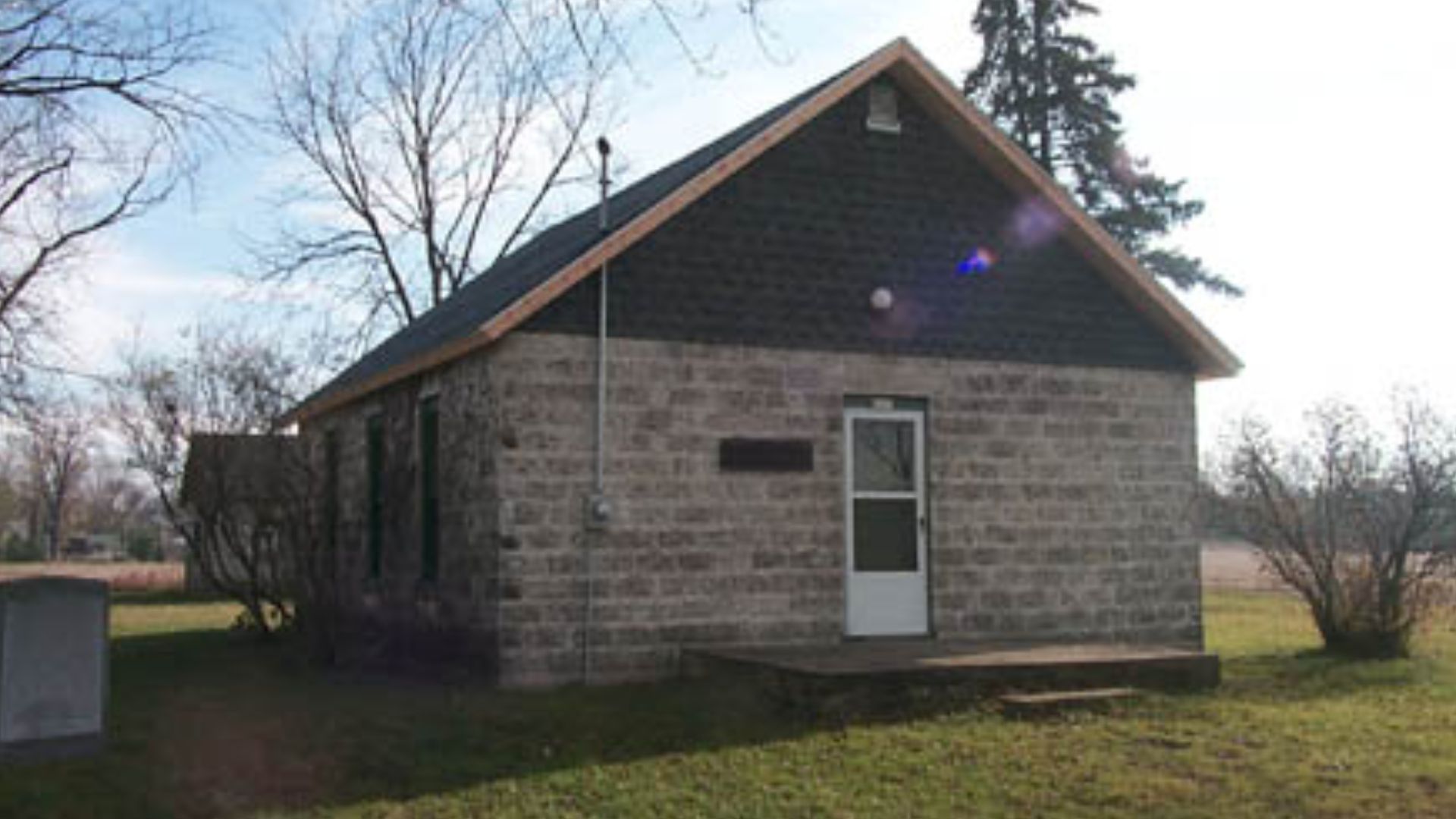 Voree Church, Voree, Wisconsin.  Original photo by John Hamer. 
This is a meetinghouse of the Church of Jesus Christ of Latter Day Saints (Strangite), which is part of the Latter Day Saint movement, but is separate and distinct from the much larger and mo