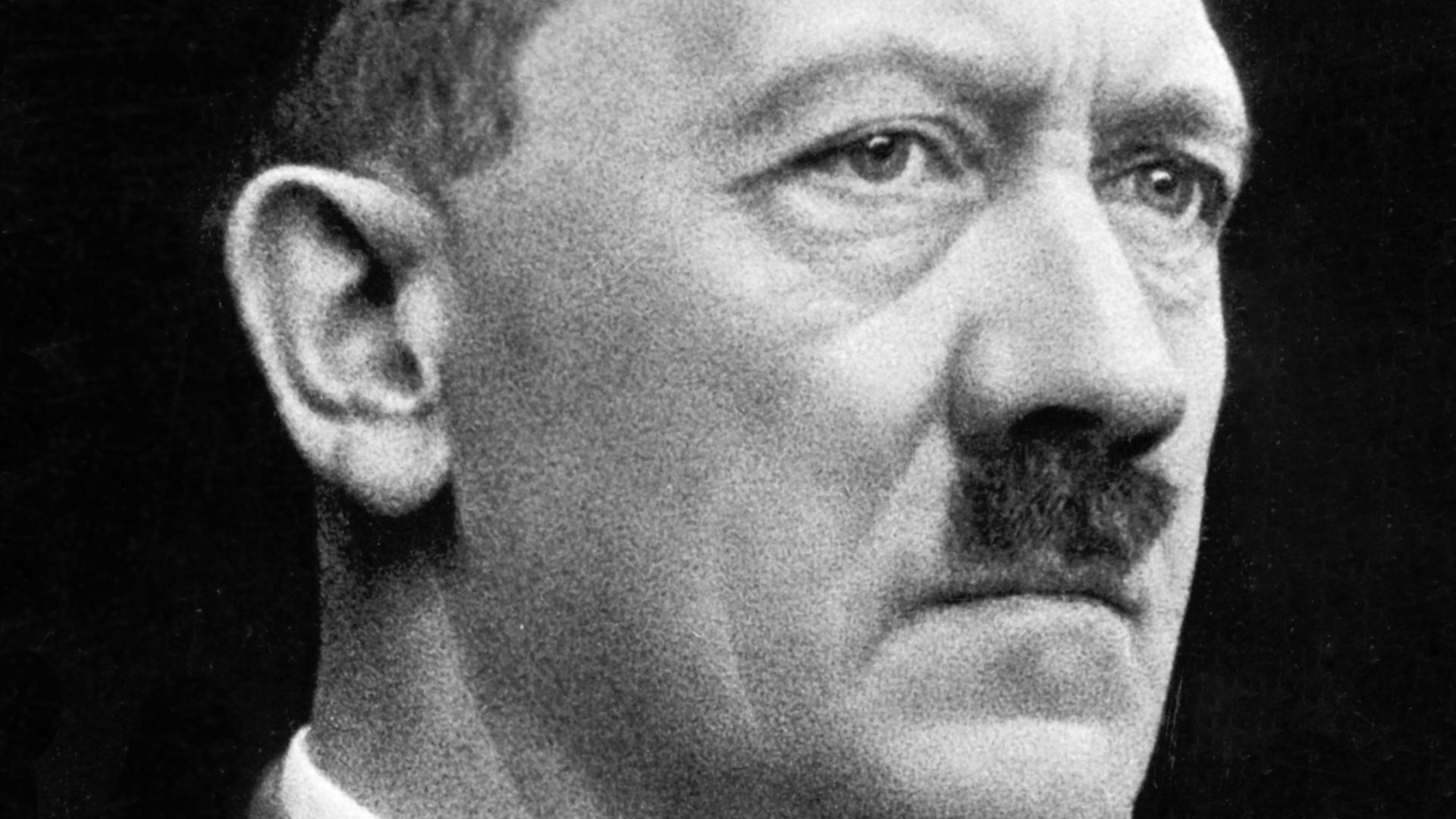 For documentary purposes the German Federal Archive often retained the original image captions, which may be erroneous, biased, obsolete or politically extreme. Adolf Hitler
ADN-ZB Mitch, national-sozialistischen Führer, Hauptkriegsverbrecher. geb. 20.4.1