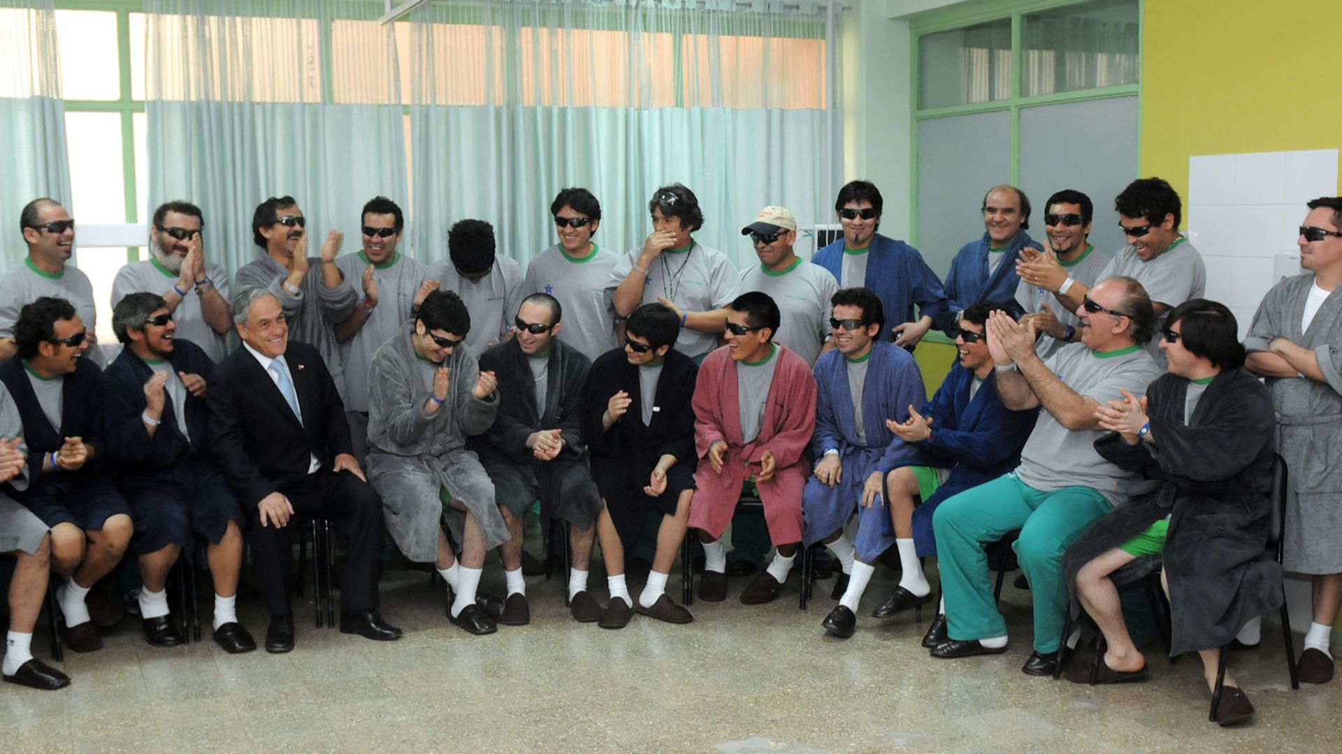 14.10.10 Visita del Presidente al Hospital de Copiapó