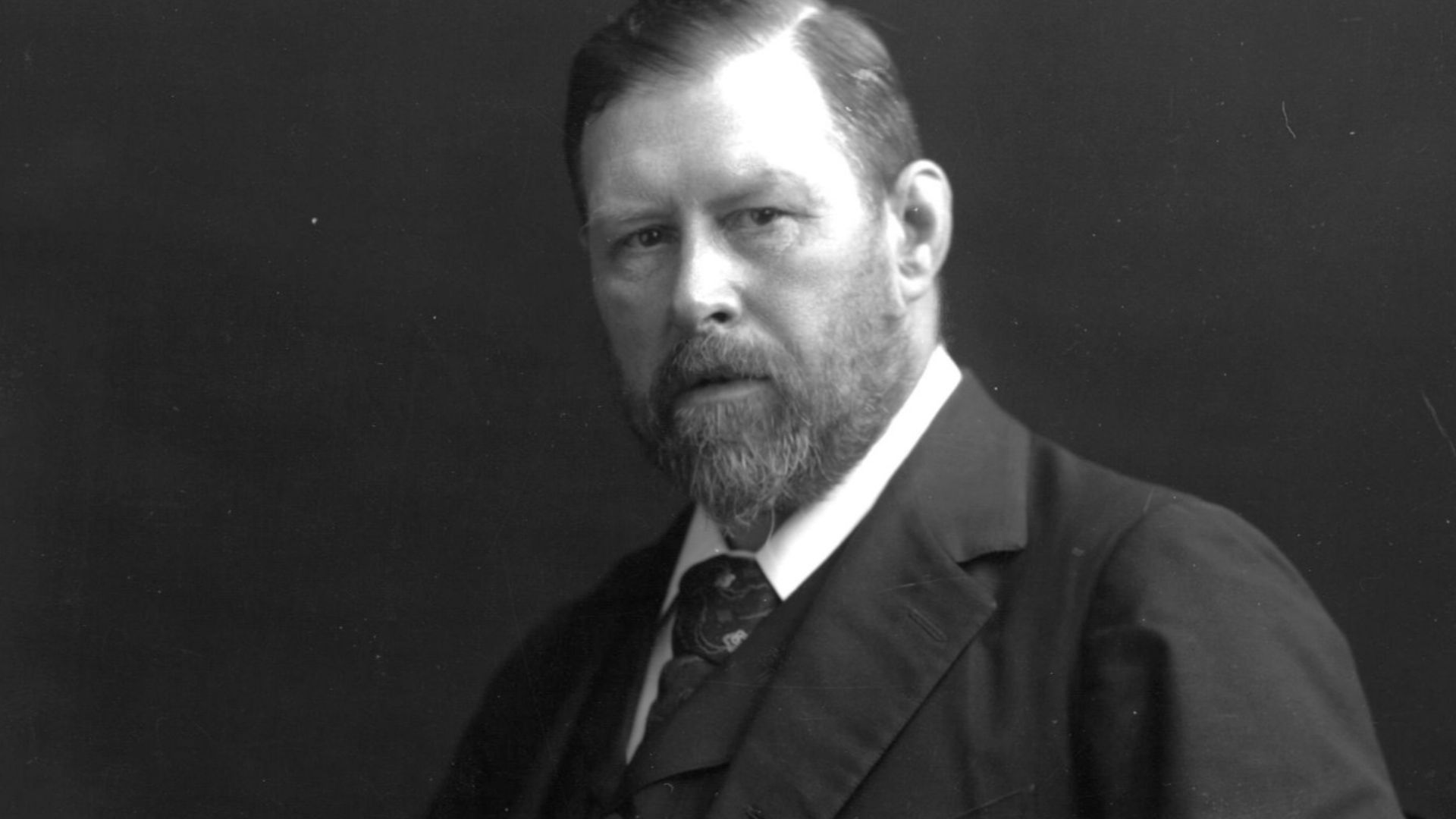 Bram Stoker (1847-1912), novelist born in Ireland, author of
