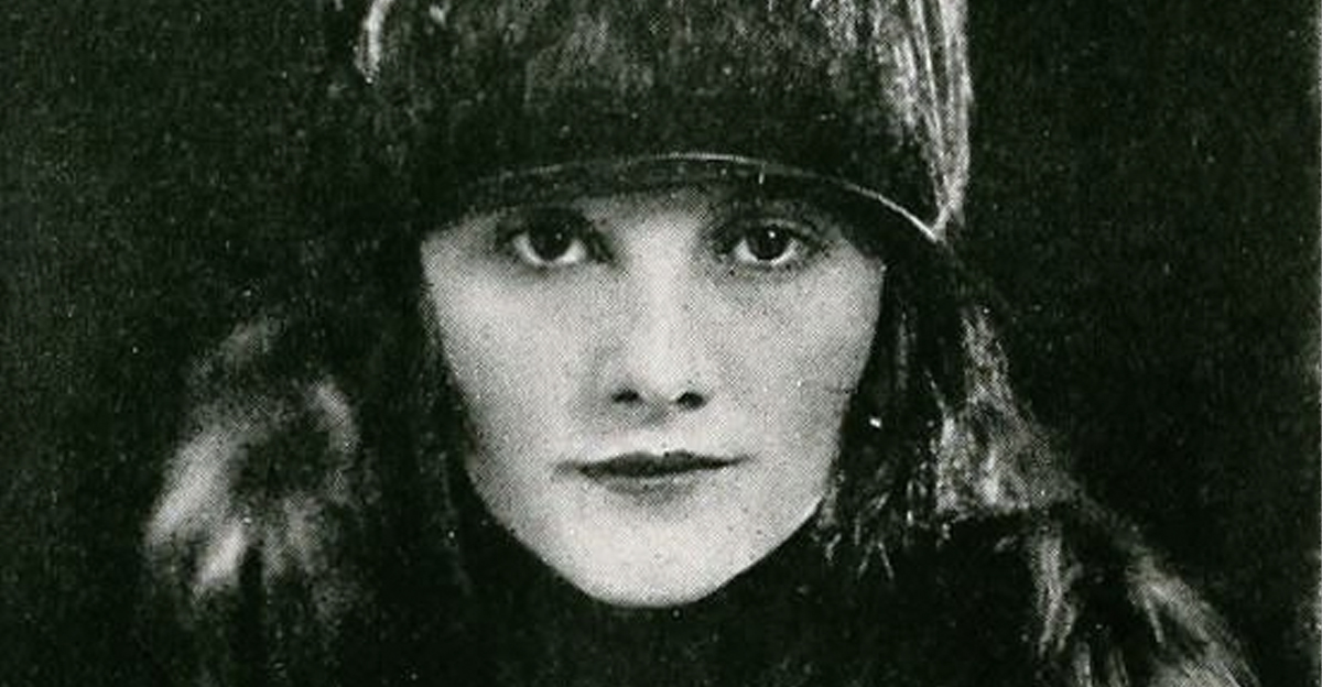 Actress Jeanne Eagels, on page 42 of the February 1923 Shadowland.