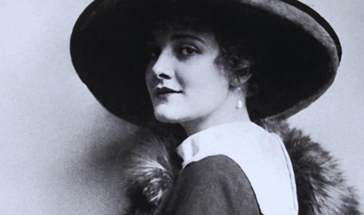 Actress Jeanne Eagels