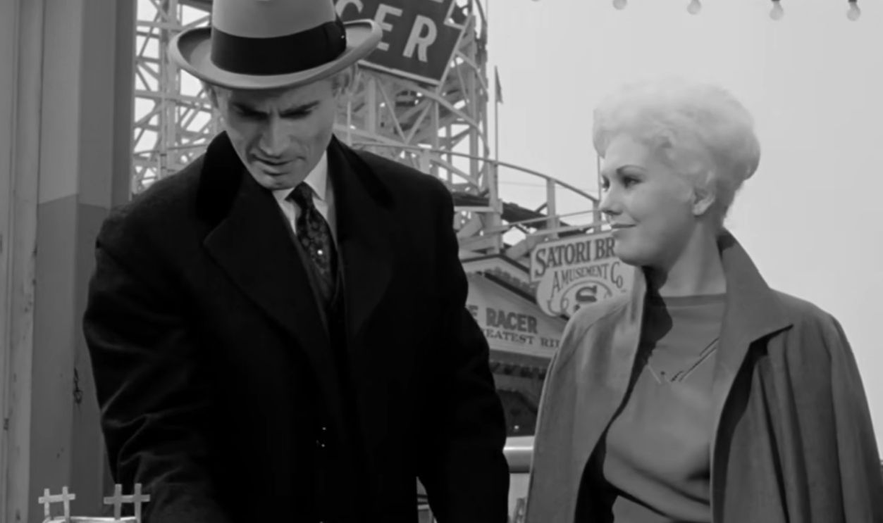 Screenshot from Jeanne Eagels (1957)