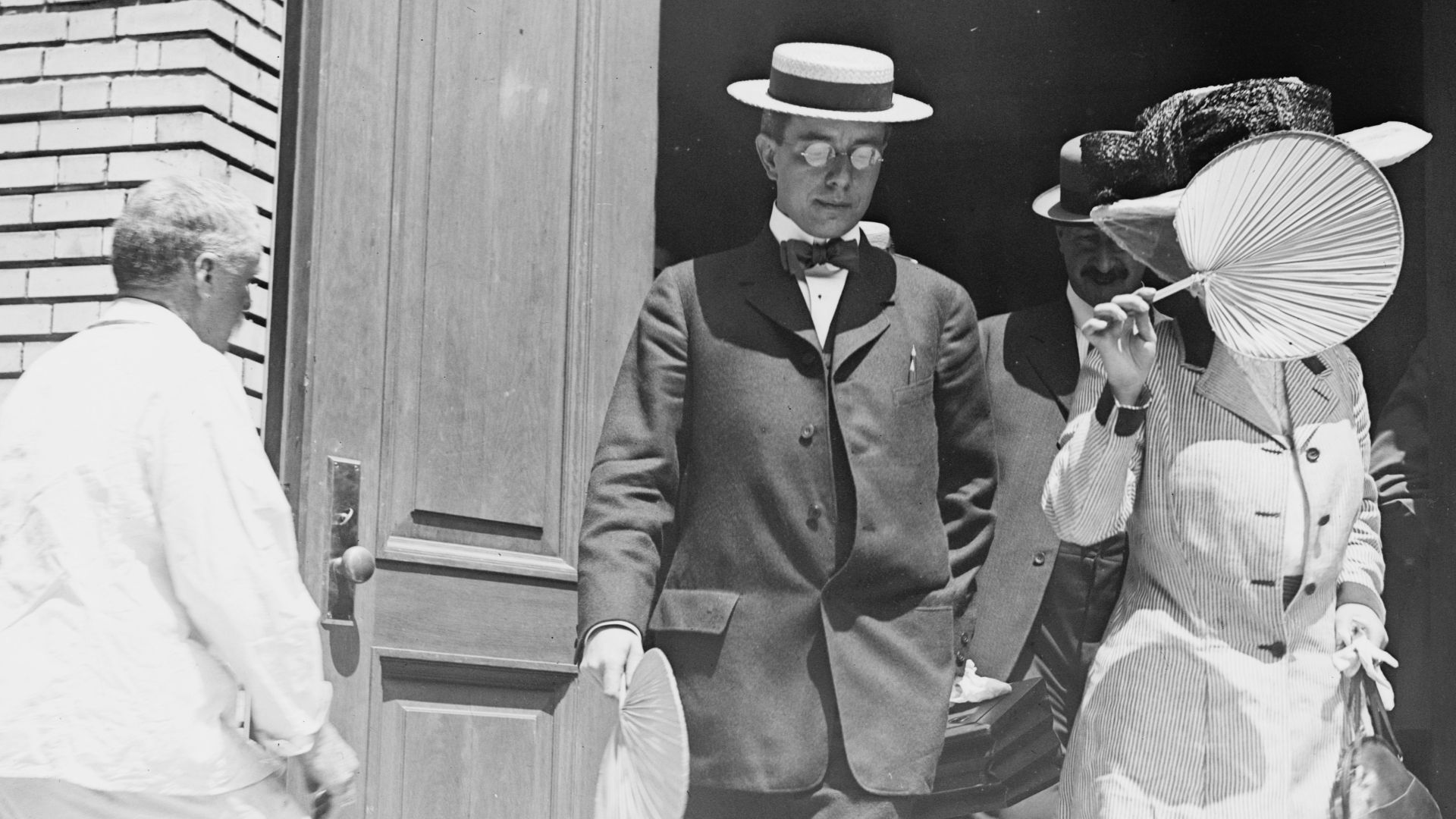 Title: Harry Thaw, with others
Abstract/medium: 1 negative : glass ; 5 x 7 in. or smaller.