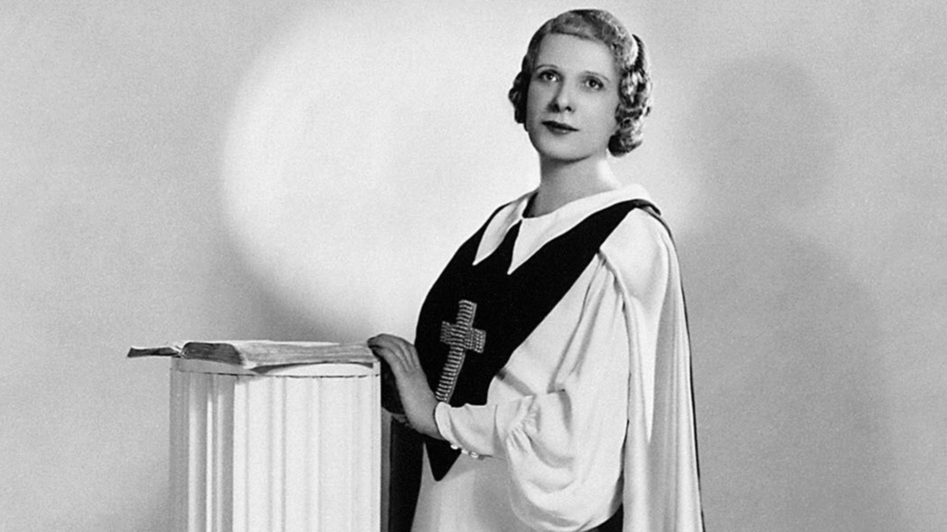 Portrait of Canadian-American Pentecostal evangelist Aimee Semple McPherson (1890–1944) by American photographer Albert Witzel (1879–1929).