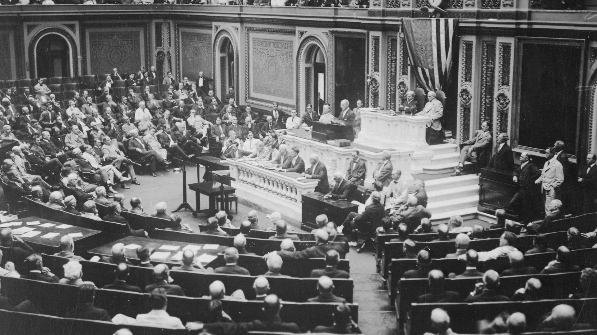President Wilson before Congress, announcing the break in the official relations with Germany. February 3, 1917.