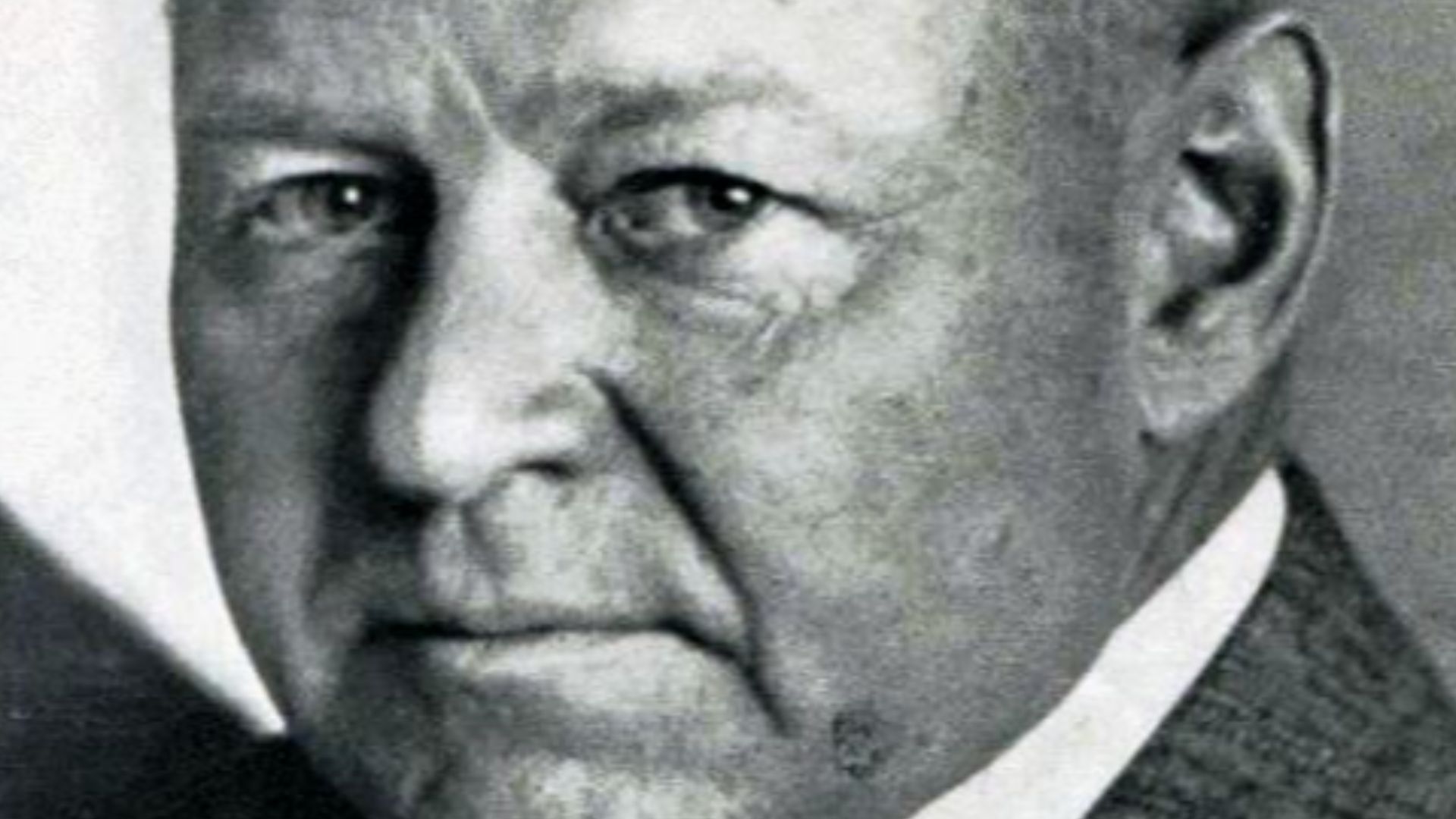 American journalist Samuel Hopkins Adams, on the inside of the back cover of the May 1922 Film Fun.