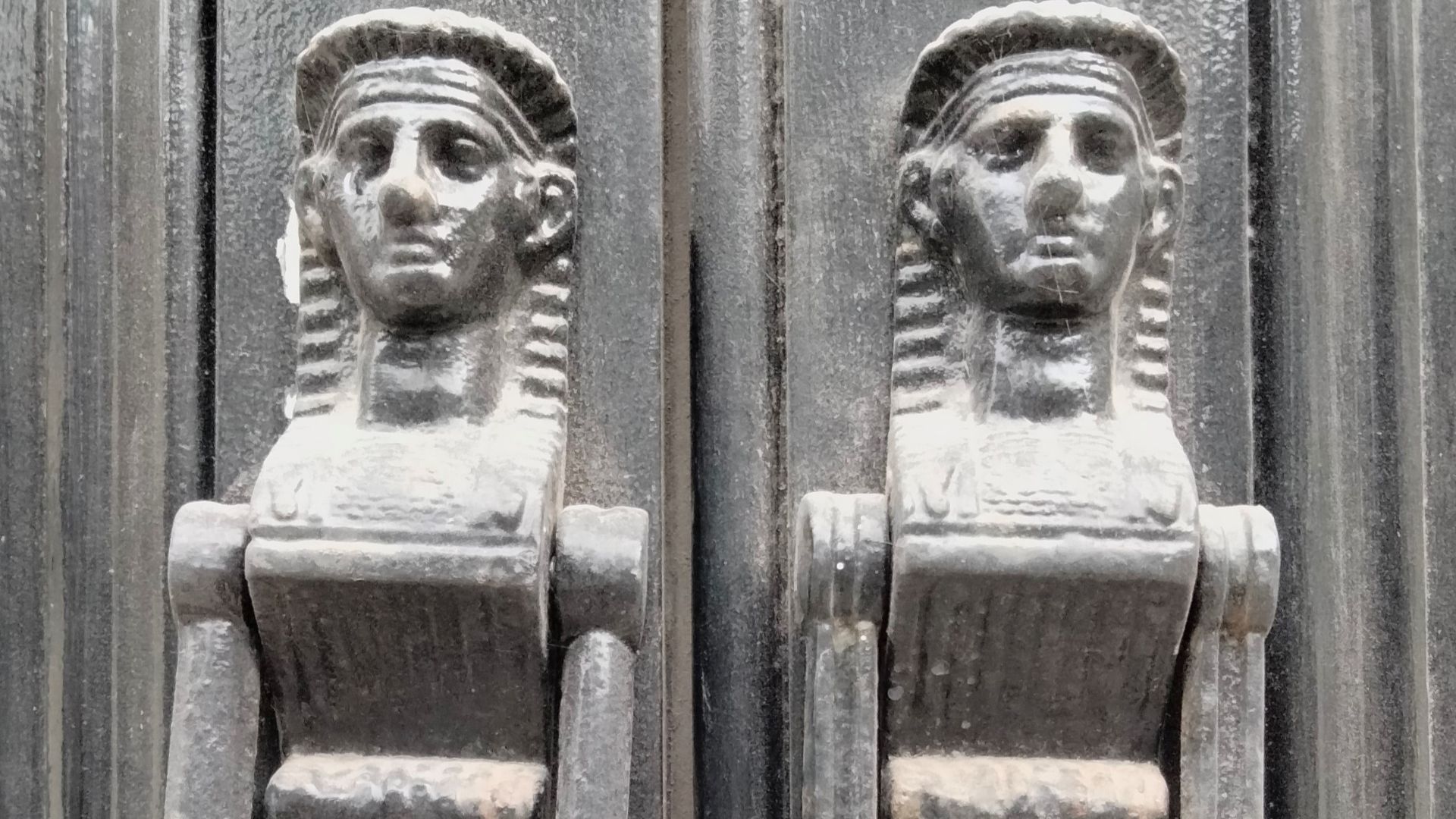 Ancient Egyptian-style door knockers. Westcliff Terrace Mansions, Ramsgate, Kent. England.
Category:Door knockers in England
Category:Egyptomania
Category:Egyptian Revival architecture in the United Kingdom