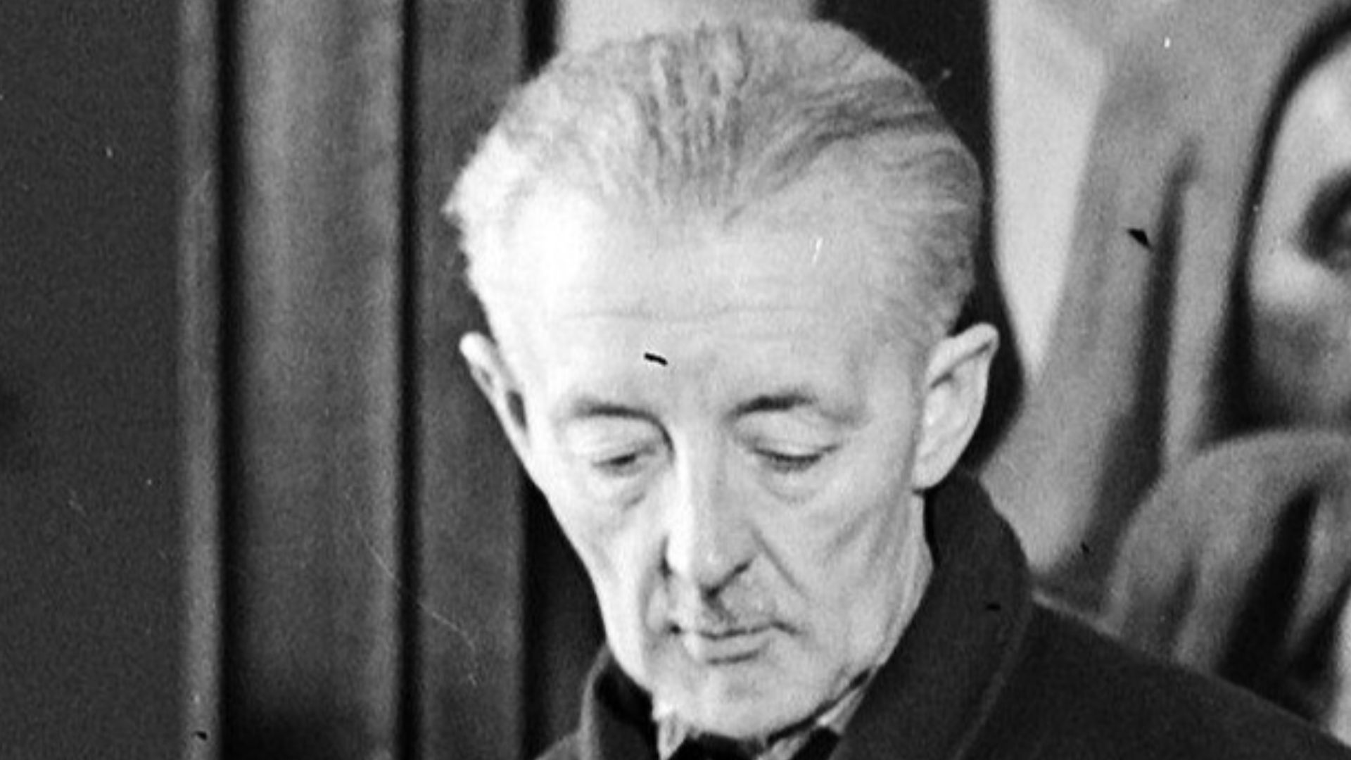 In May 1945, the Allied forces questioned banker and art dealer Alois Miedl regarding the newly discovered Vermeer. Based on Miedl's confession, the painting was traced back to van Meegeren. On 29 May 1945, he was arrested and charged with fraud and aidin