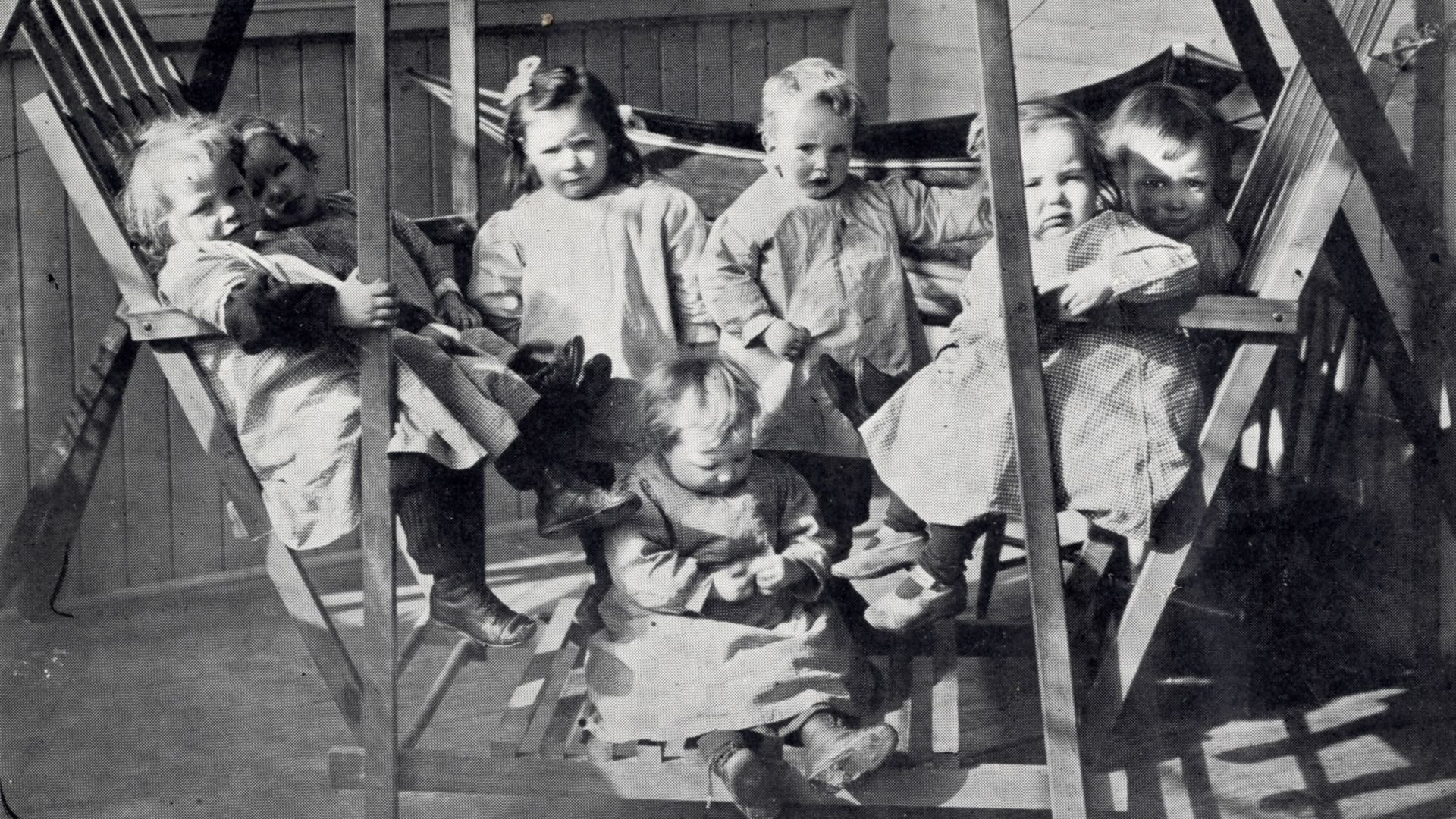 Couldn’t resist this picture of the East End Day Nursery from around 1900! Founded in 1892, in a building shared with the Sackville Street Mission, it was one of only two daycare centres in the city. Its goal was to prevent social problems: “We come to th